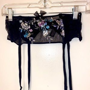 Victoria’s Secret Garter Belt Brand New Never Worn